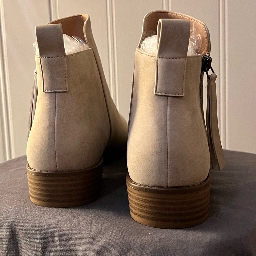 Mafulus Womens Round Toe Ankle Boots,  Faux Leather Stacked Low Heel Side Zipper - Picture 8 of 16